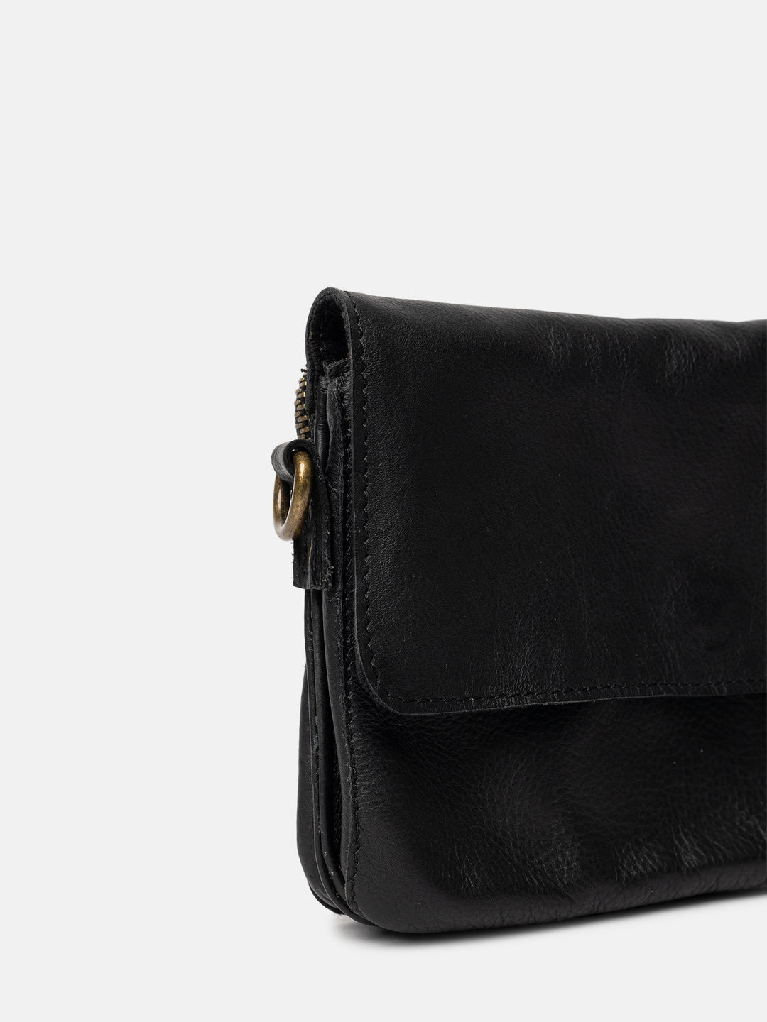 RE:DESIGNED EST 2003 Acile Urban Clutch Black