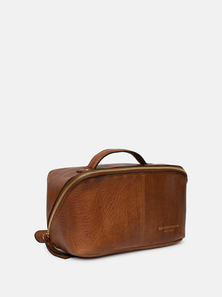 RE:DESIGNED EST 2003 Halima Small Toilet Bag Walnut/Gold