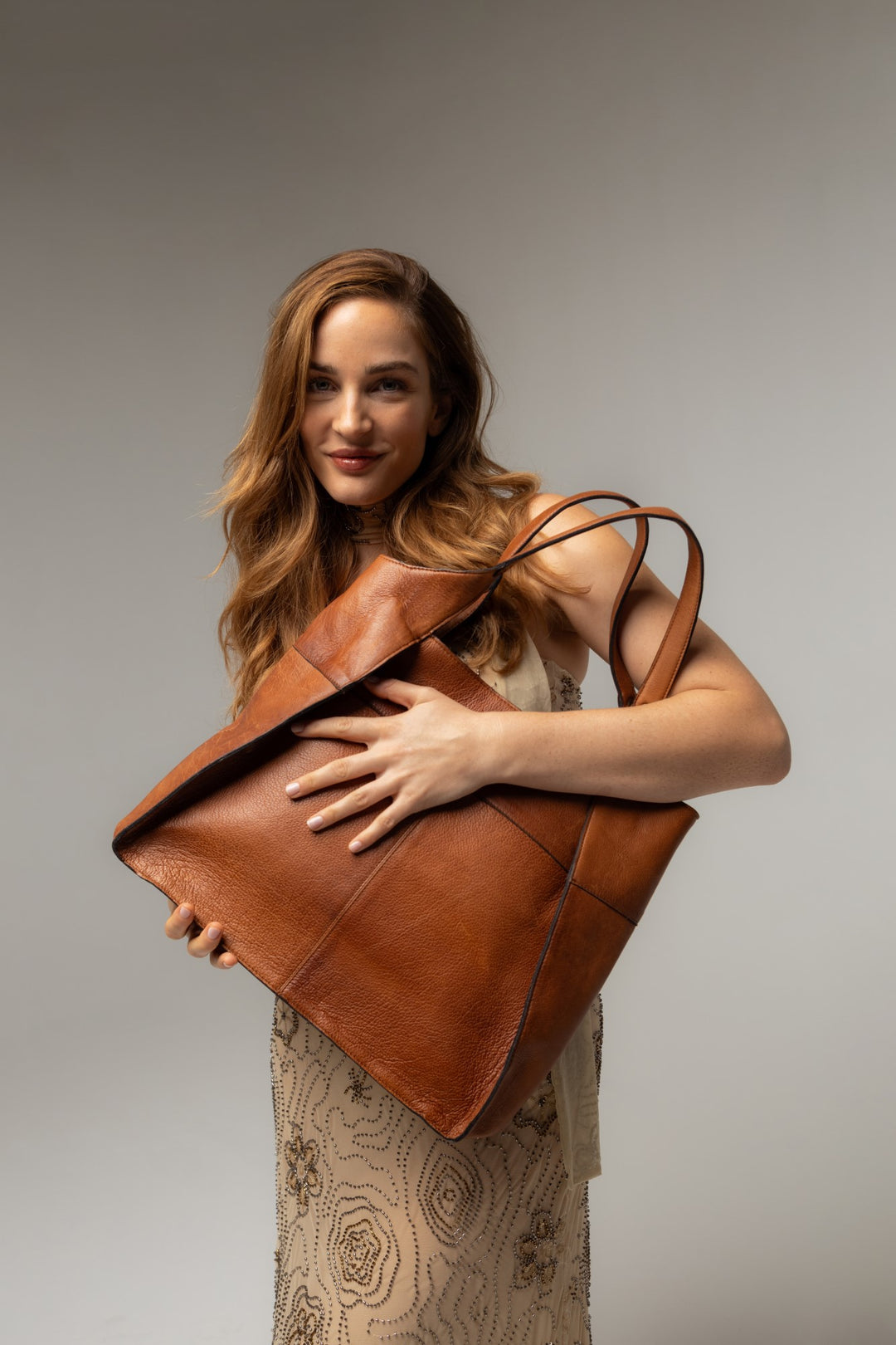 RE:DESIGNED EST 2003 Jona Big Shopper Walnut