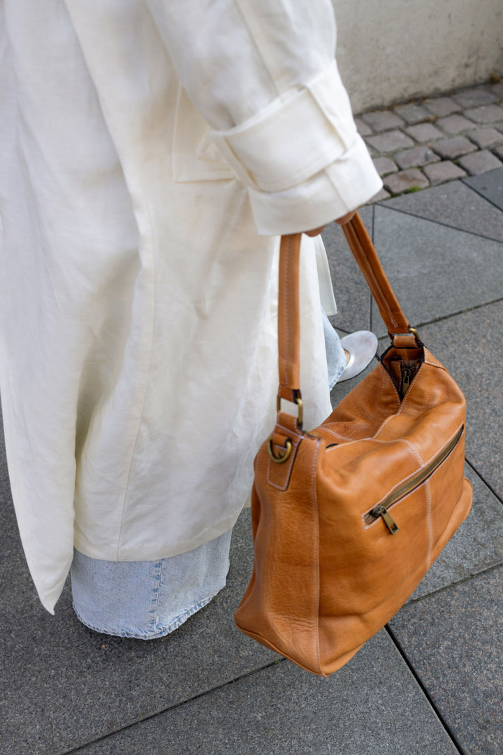 RE:DESIGNED EST 2003 Lise Big Shoulder bag Burned Tan